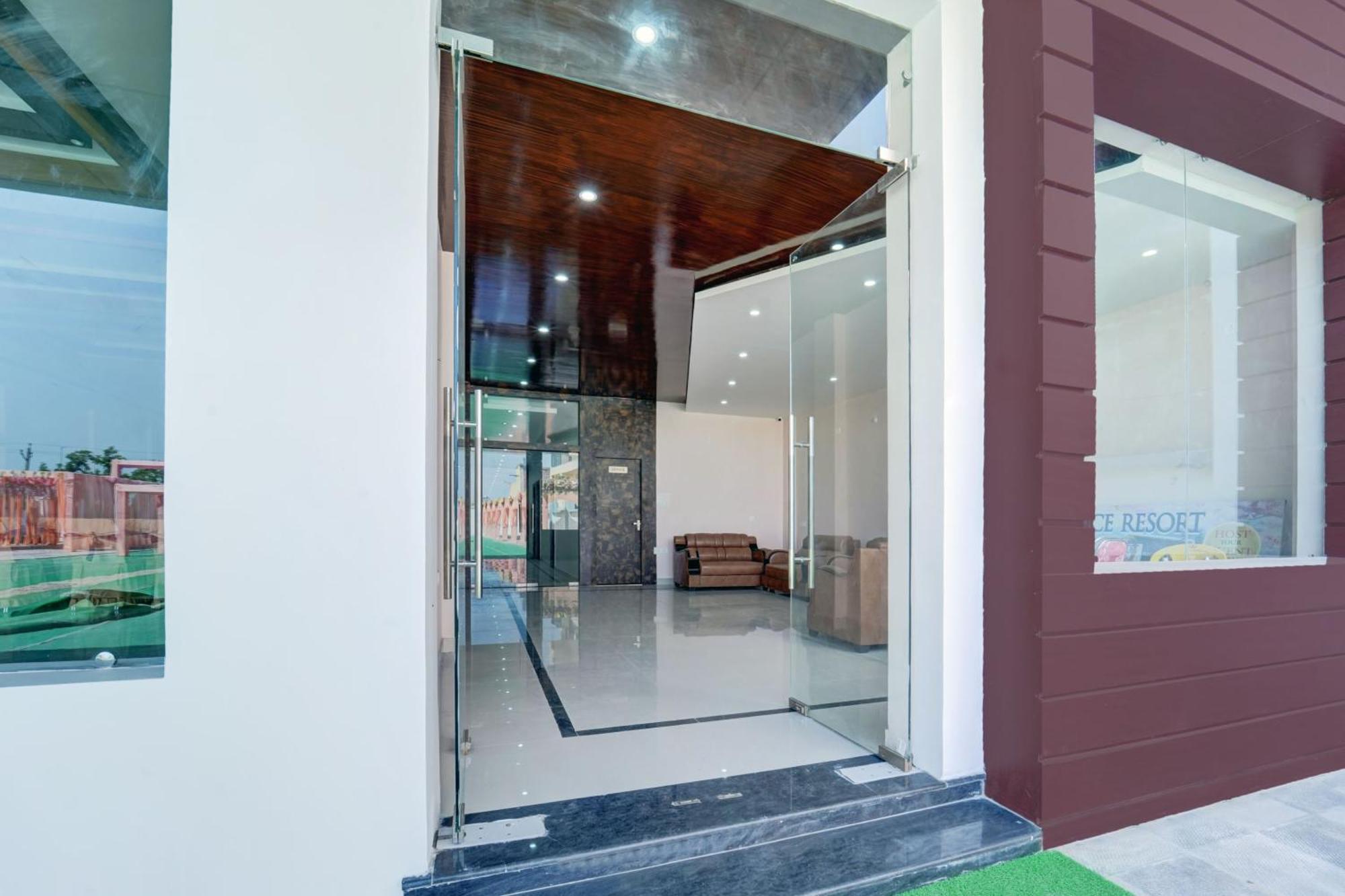 Hotel O The Elegance Resort Danapur Exterior foto