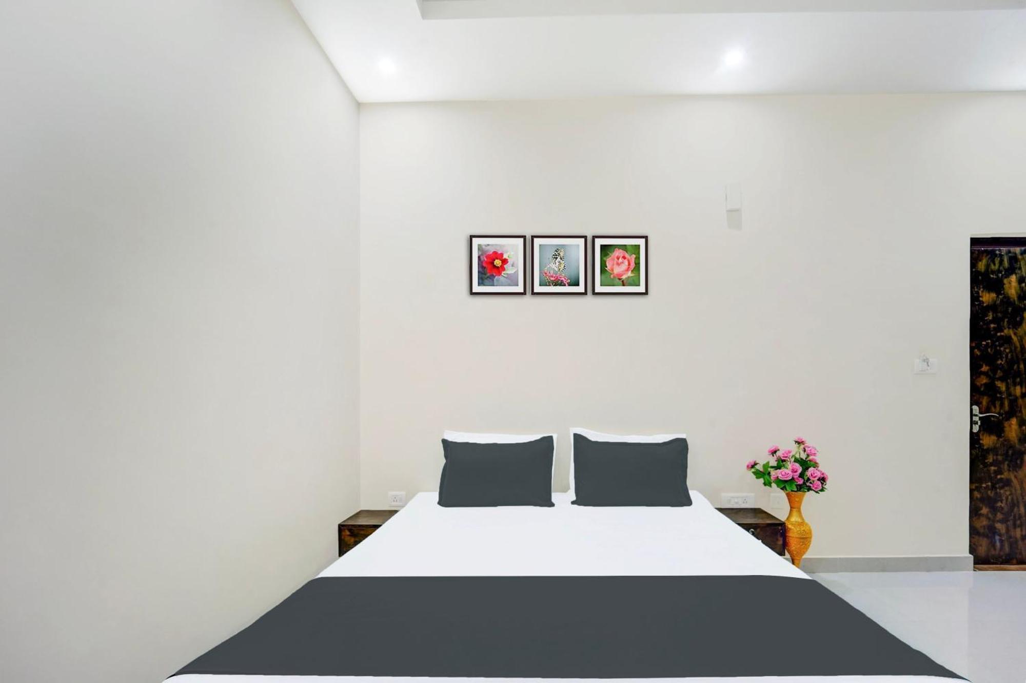 Hotel O The Elegance Resort Danapur Exterior foto